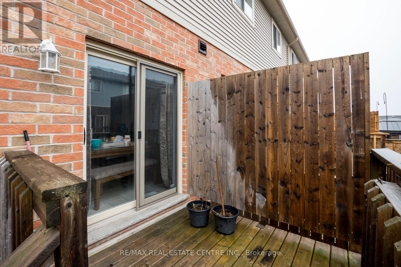 54 - 8 Lakelawn Road, Grimsby, Ontario  L3M 0G1 - Photo 33 - X12253313