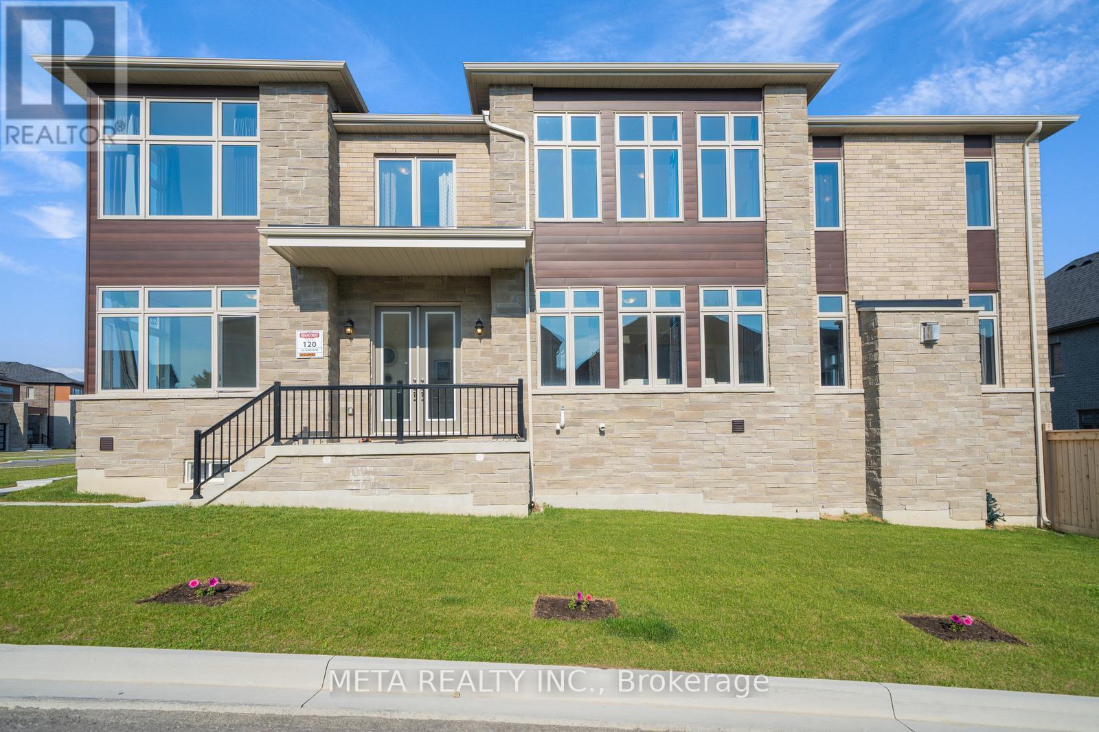 Property at 189 THOMPSON DRIVE image 4