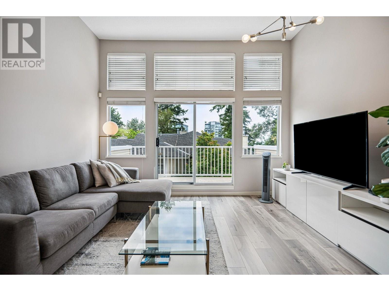 1 3578 WHITNEY PLACE, vancouver, British Columbia V5S4T2