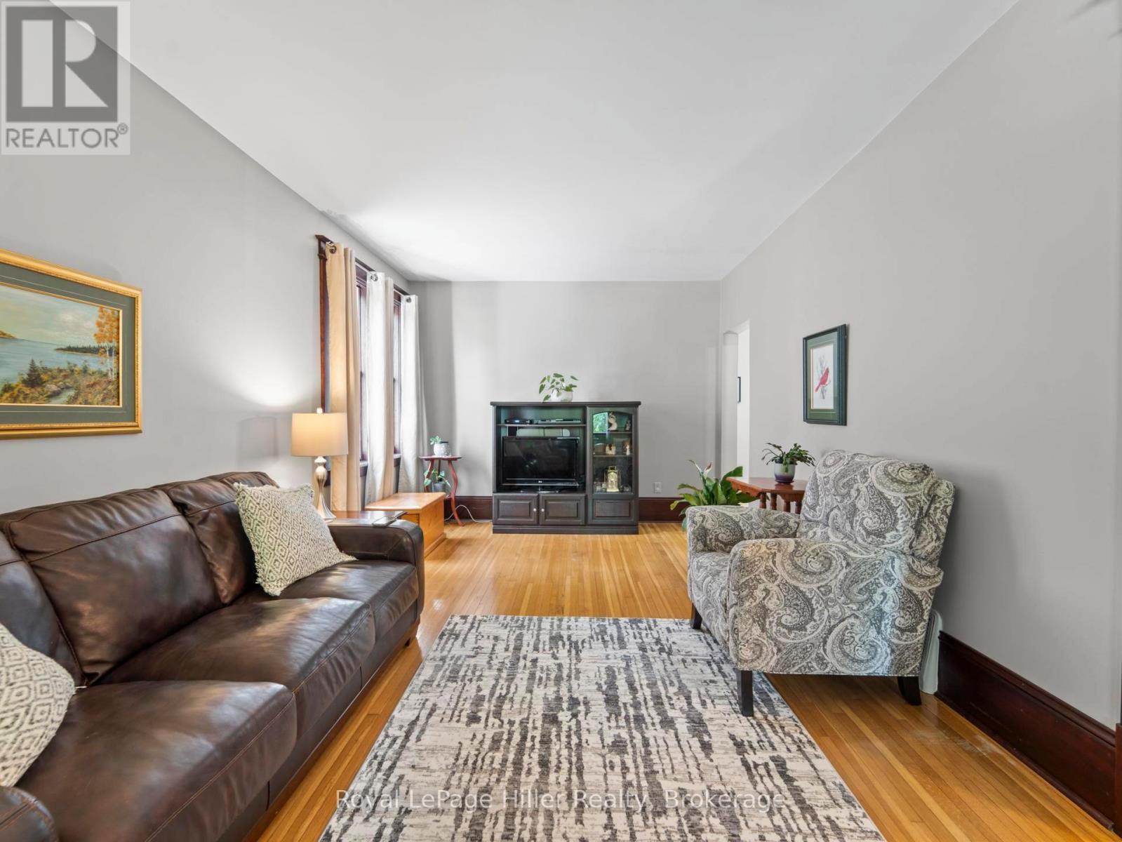 97 John Street N, Stratford, Ontario  N5A 6K8 - Photo 12 - X12253388