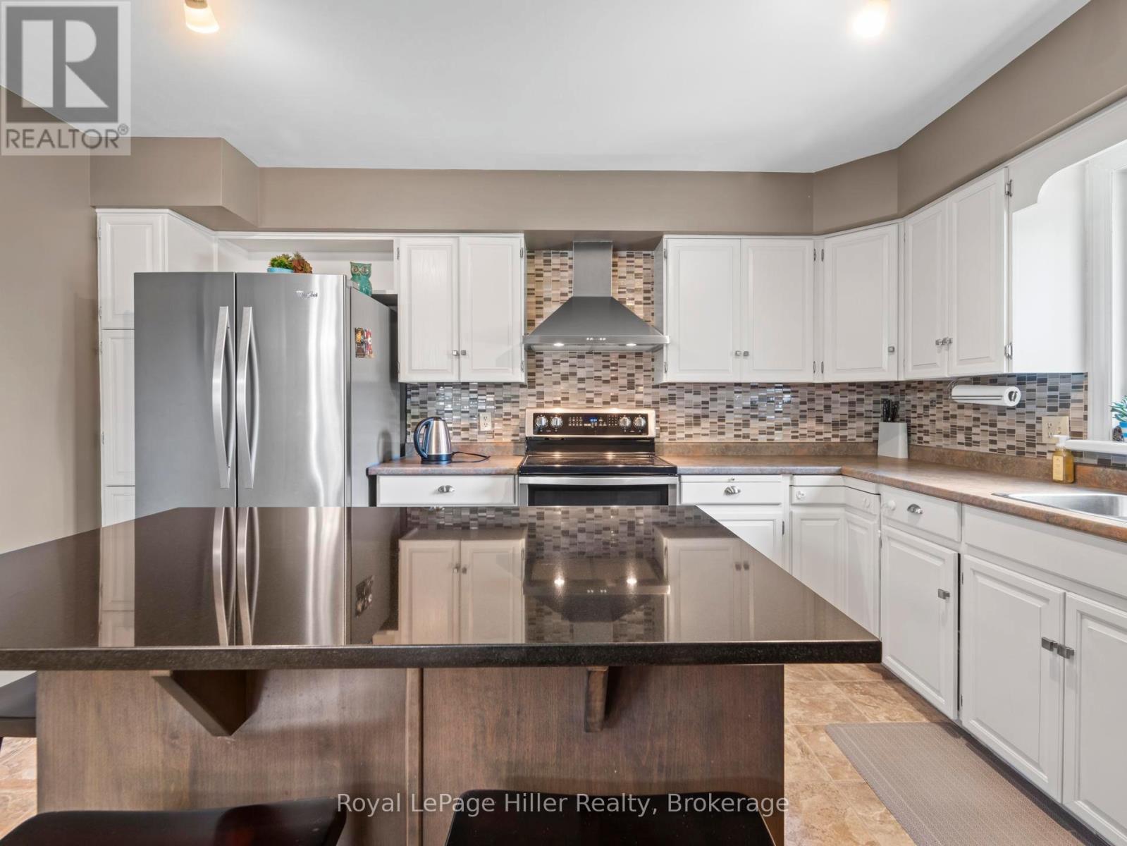 97 John Street N, Stratford, Ontario  N5A 6K8 - Photo 18 - X12253388