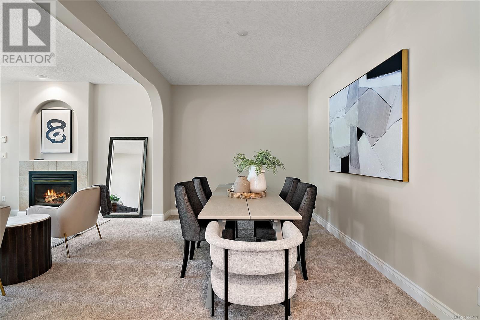 Property at 9864 Seventh St image 3