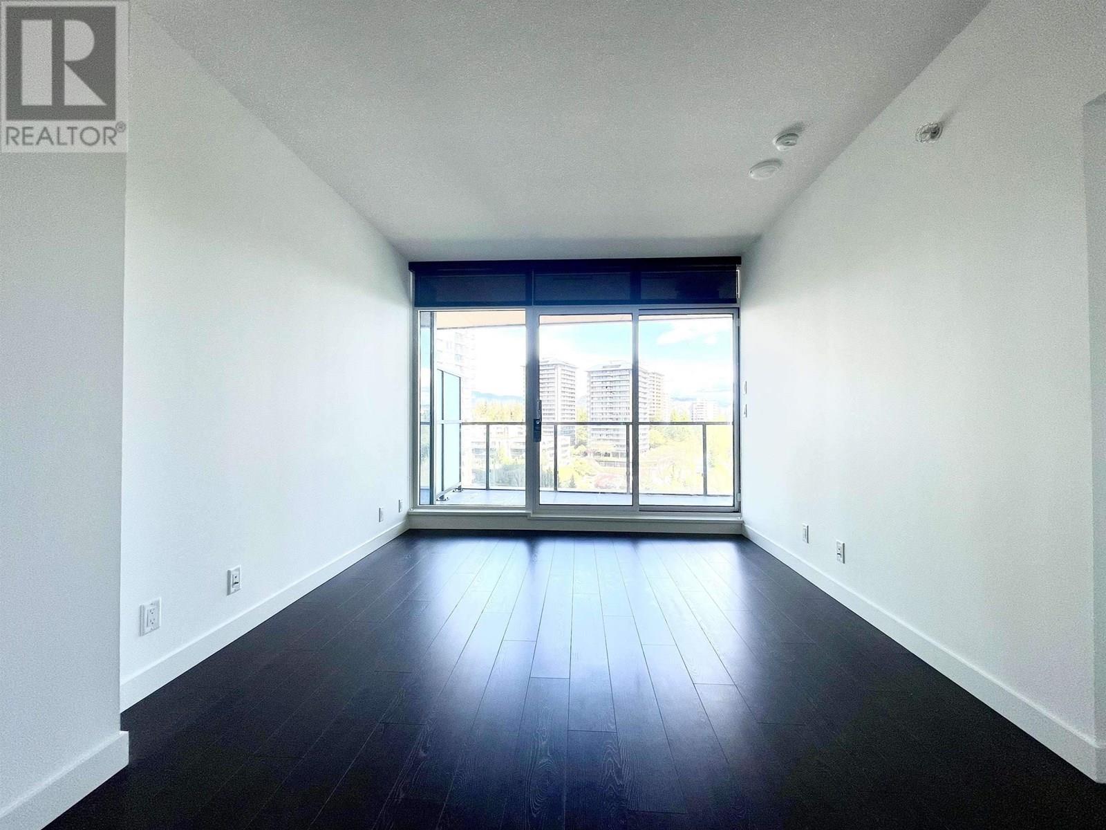 Listing Picture 12 of 29 : 1301 4880 LOUGHEED HIGHWAY, Burnaby / 本拿比 - 魯藝地產 Yvonne Lu Group - MLS Medallion Club Member