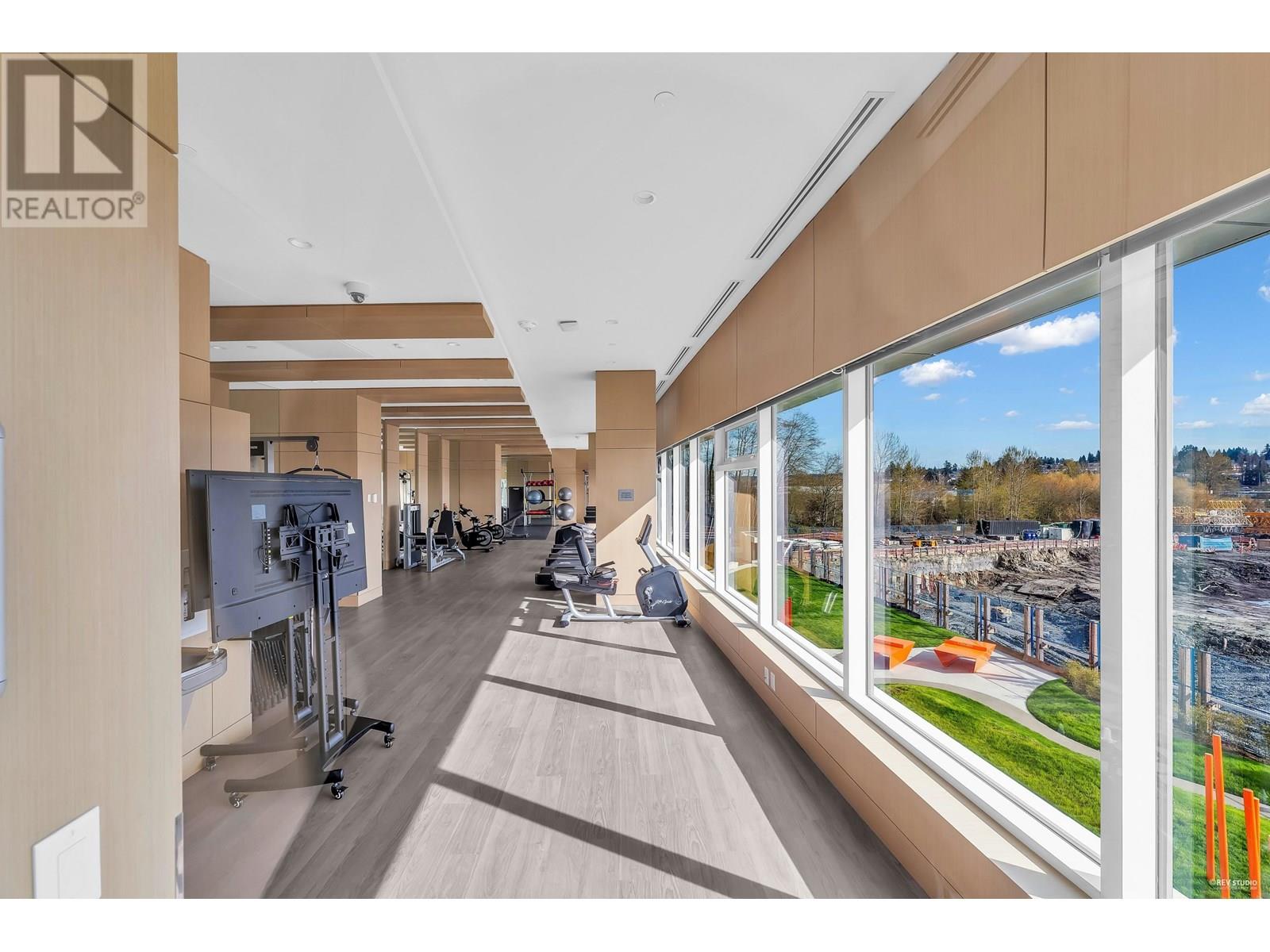 Listing Picture 19 of 29 : 1301 4880 LOUGHEED HIGHWAY, Burnaby / 本拿比 - 魯藝地產 Yvonne Lu Group - MLS Medallion Club Member
