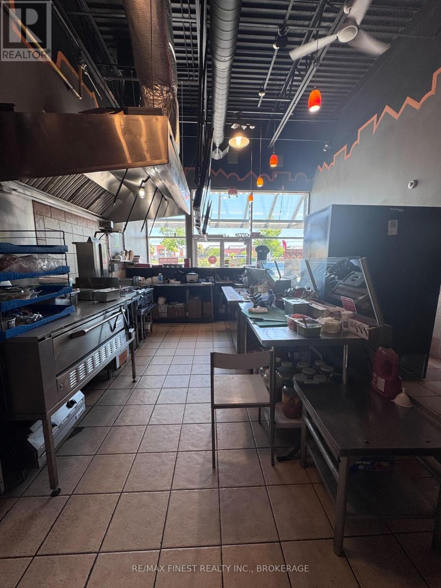 104 - 1046 Princess Street, Kingston, Ontario  K7L 1H2 - Photo 2 - X12253421