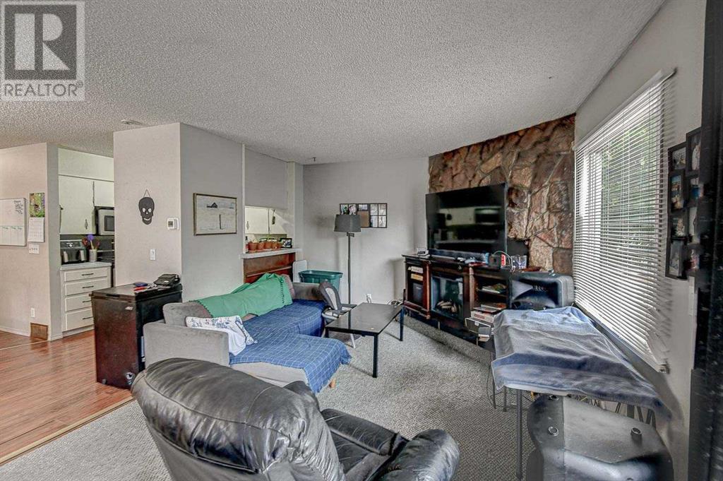 Property at 2645 15 Avenue SE image 3