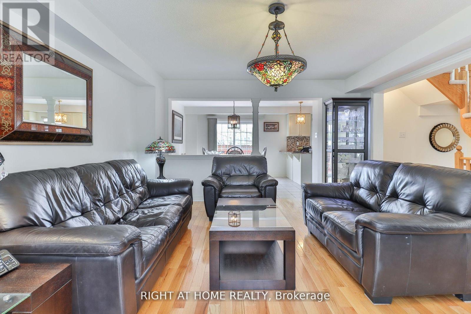 Property at 72 JEREMIAH LANE image 3