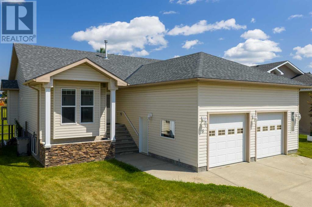 Property at 6 Park Circle image 1