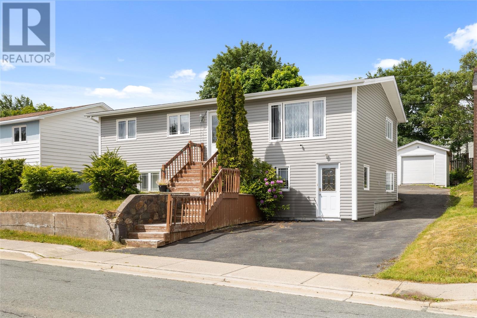 Property at 18 Burrage Avenue image 4