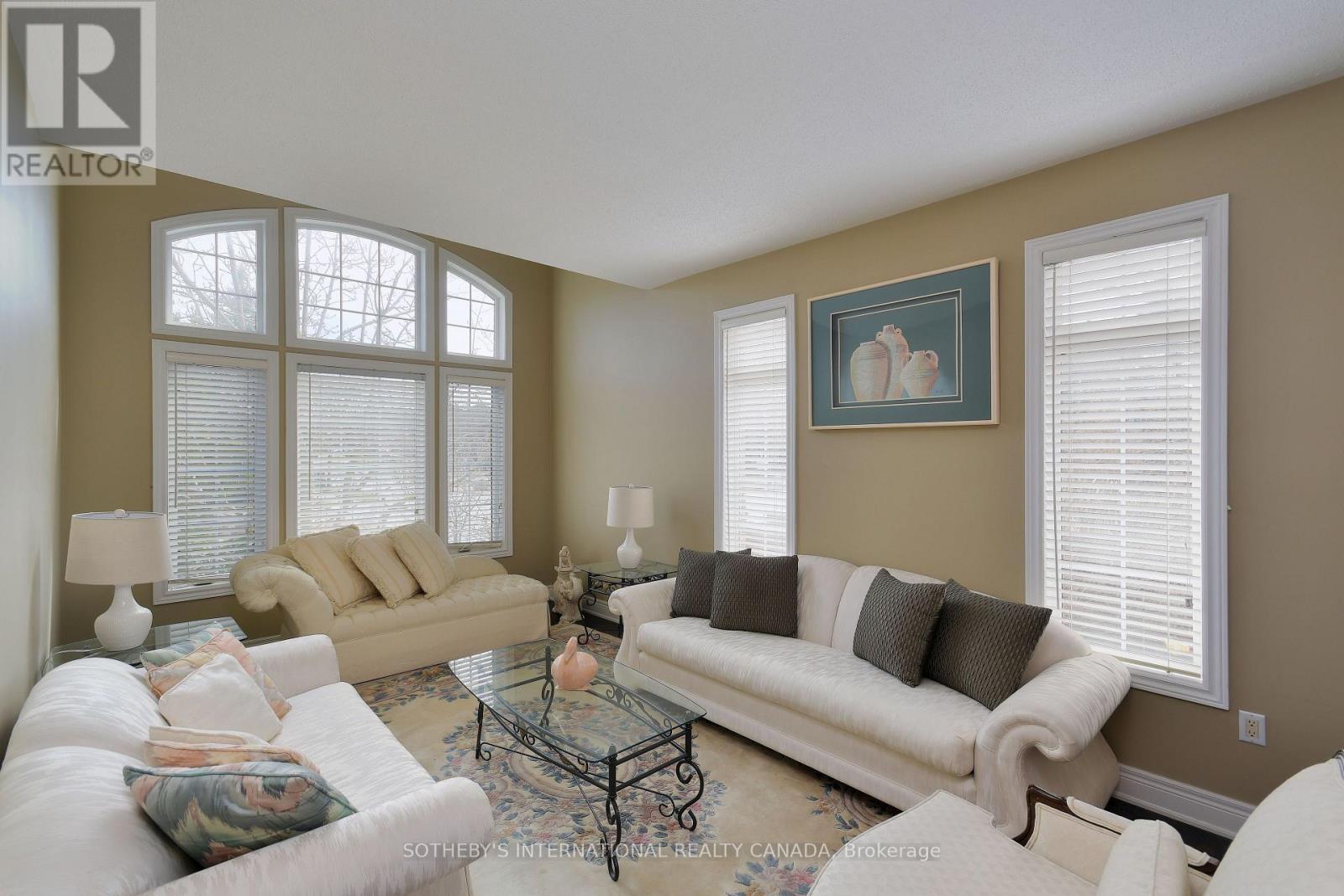 110 Velmar Drive, Vaughan (East Woodbridge), Ontario  L4L 8W4 - Photo 11 - N12253431
