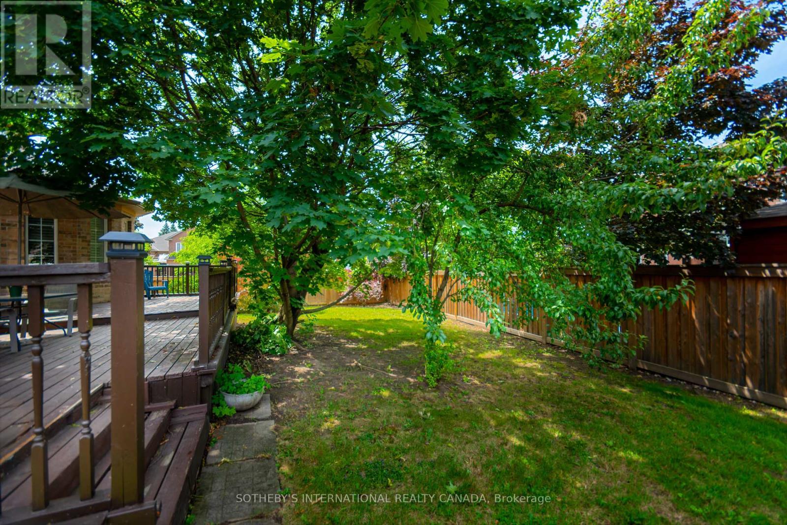 110 Velmar Drive, Vaughan (East Woodbridge), Ontario  L4L 8W4 - Photo 47 - N12253431