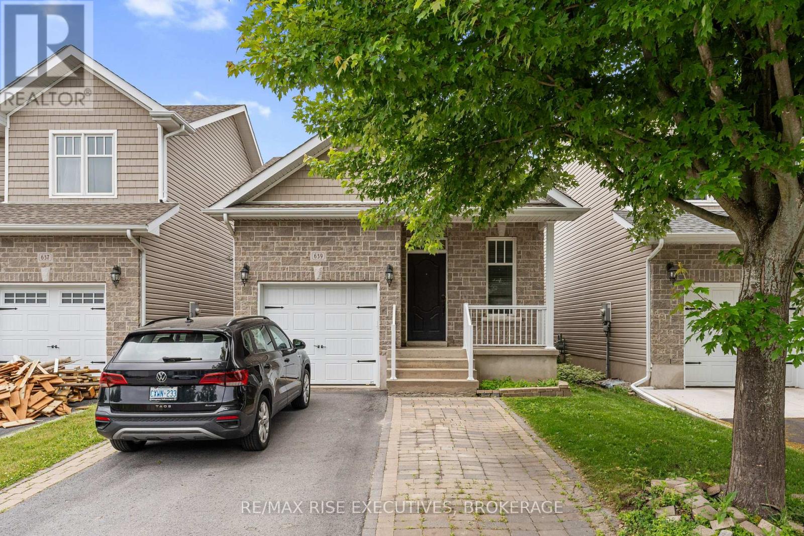639 Walters Street, Kingston, Ontario  K7K 0B6 - Photo 2 - X12253503