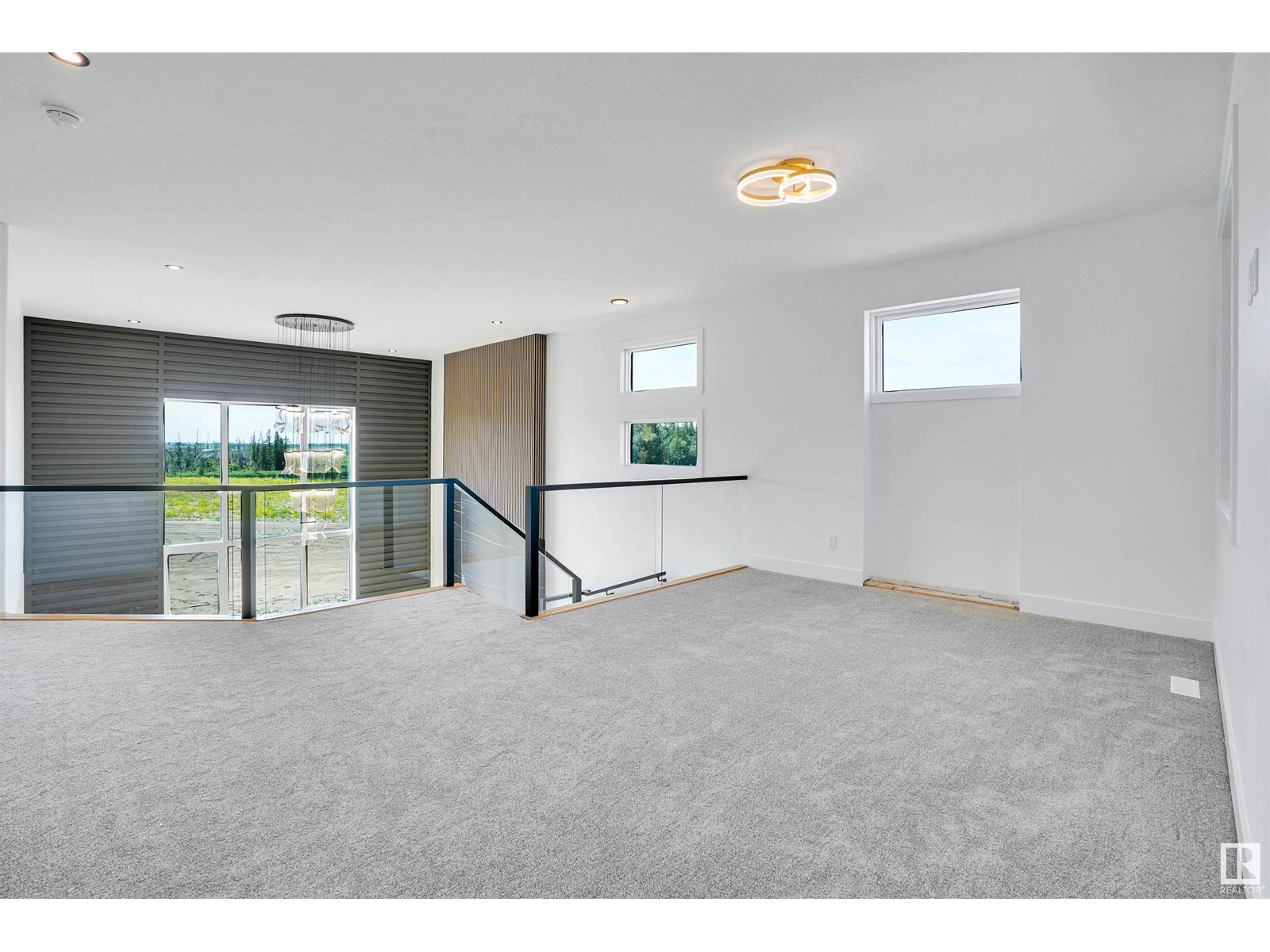 Property at 50 REDWING WD image 1
