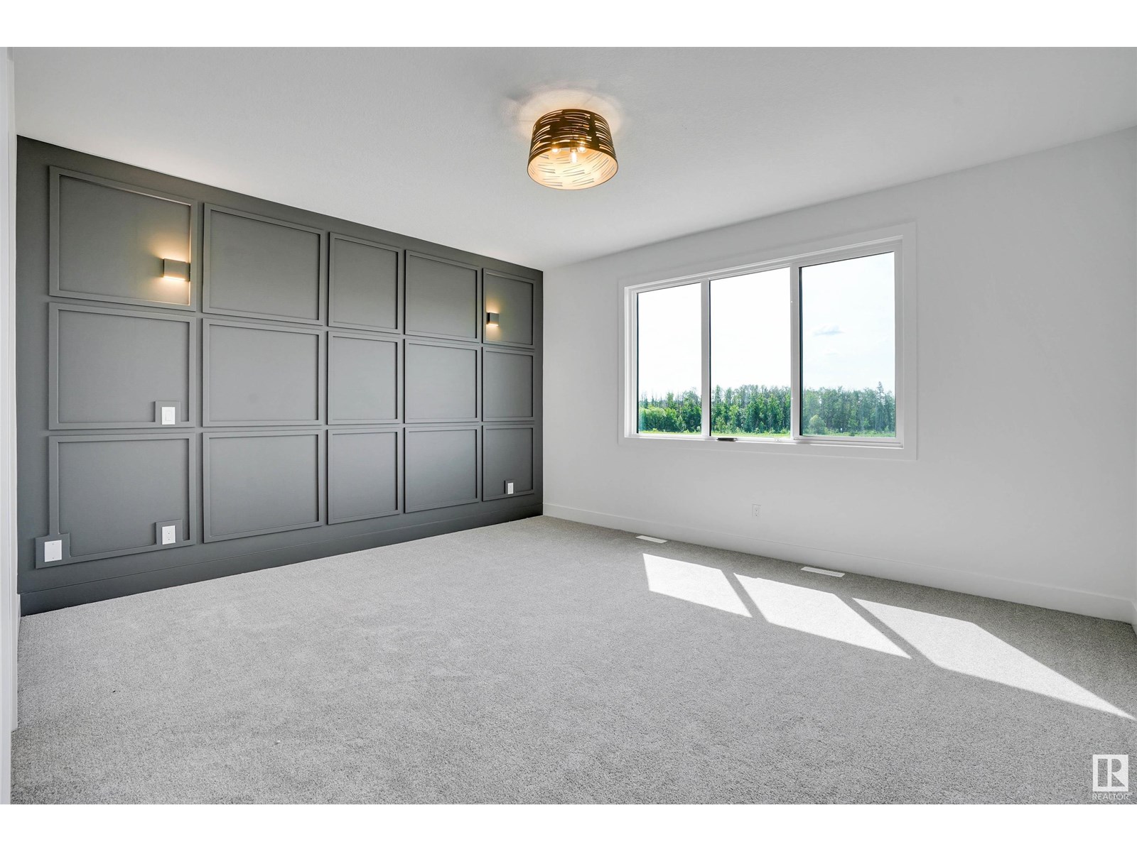 Property at 50 REDWING WD image 4