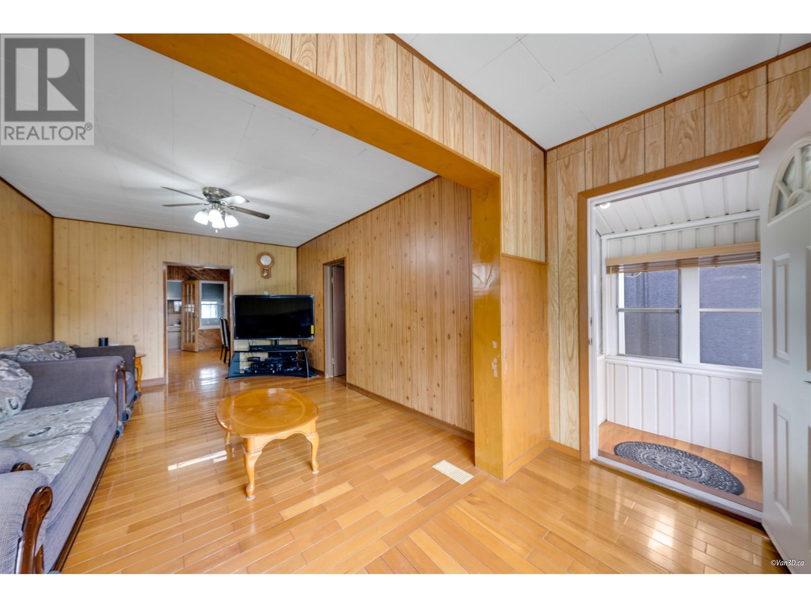 Property at 811B DUBLIN STREET image 5