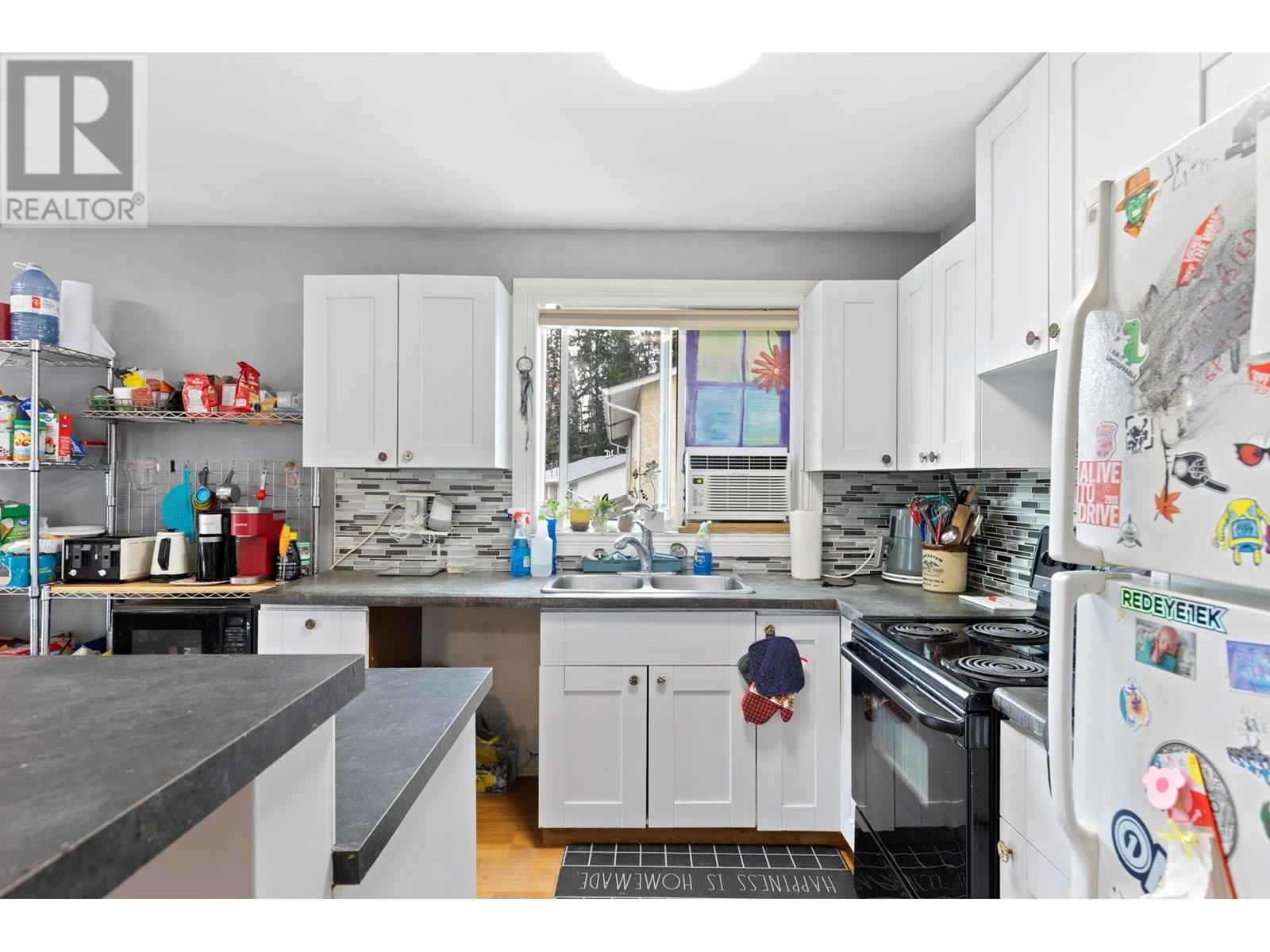Property at 3350 McMillan Road image 4