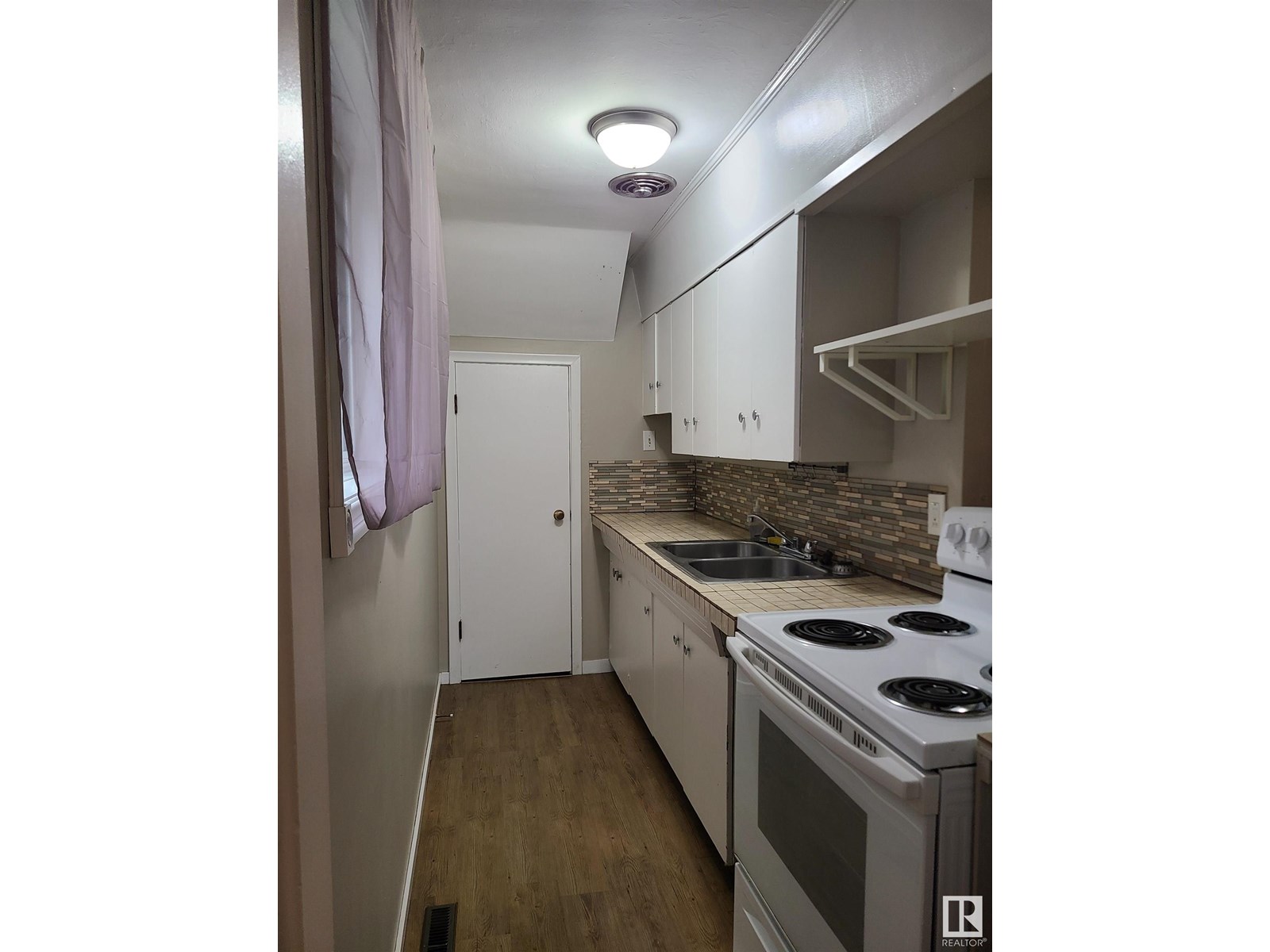 10115 83 Av Nw Nw, Edmonton, Alberta  T6E 2C5 - Photo 15 - E4444585