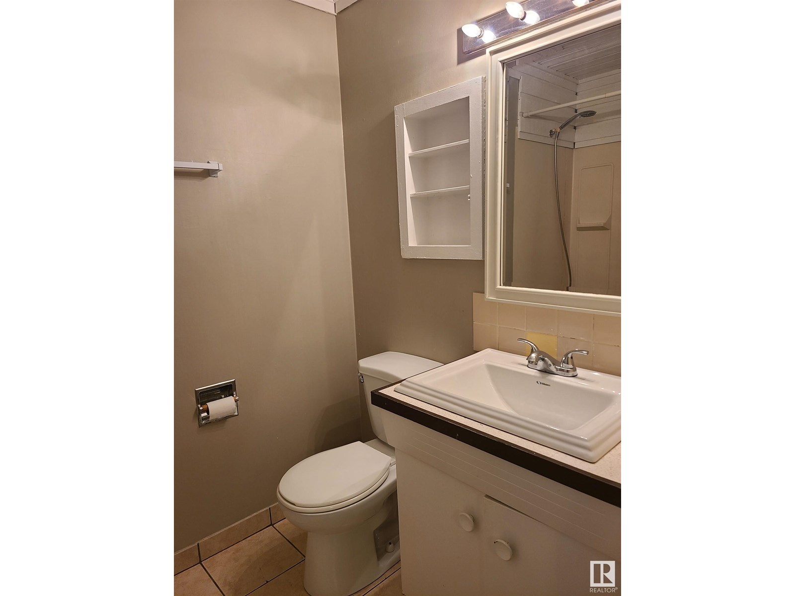 10115 83 Av Nw Nw, Edmonton, Alberta  T6E 2C5 - Photo 18 - E4444585