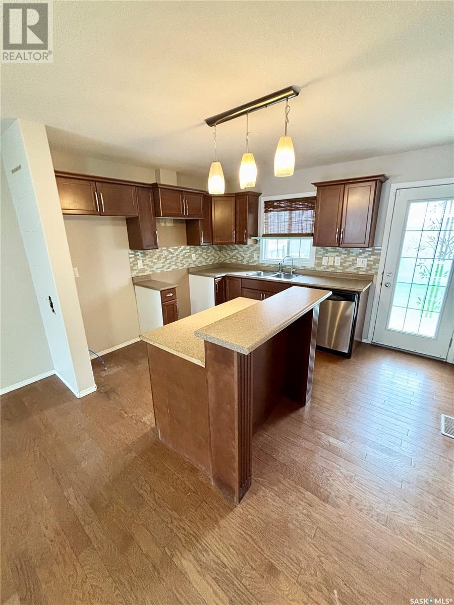 Property at 158 4801 Child AVENUE image 4