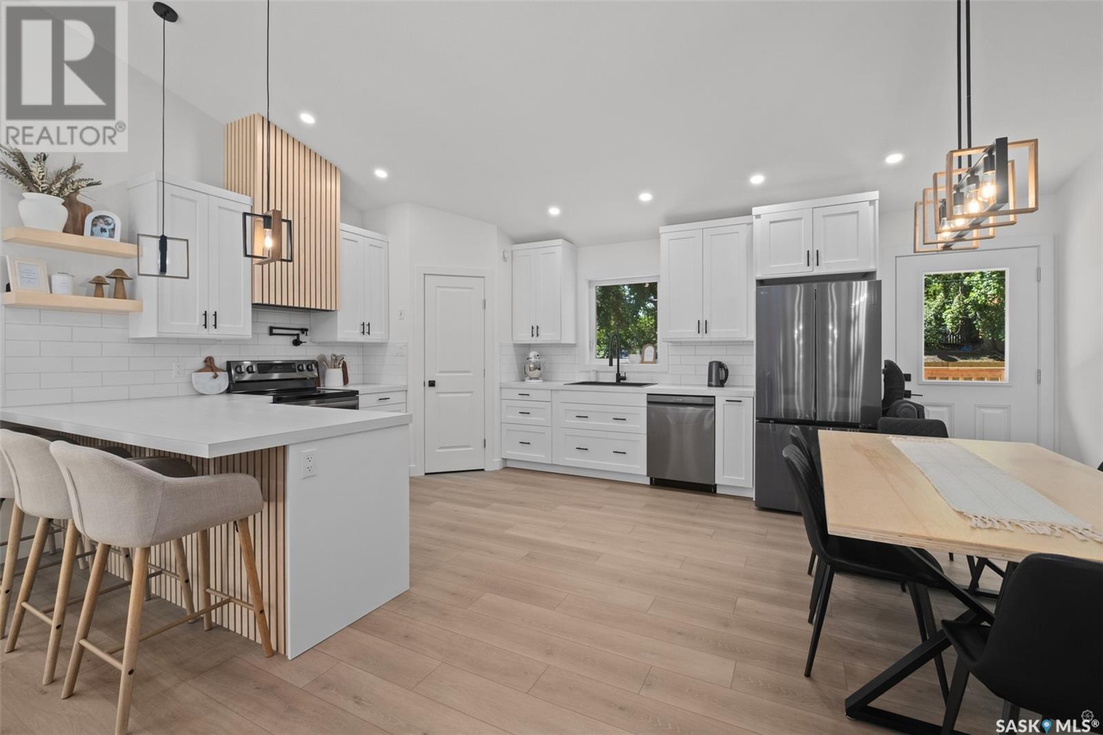 41 19th Street E, Prince Albert, Saskatchewan  S6V 1J1 - Photo 3 - SK011136