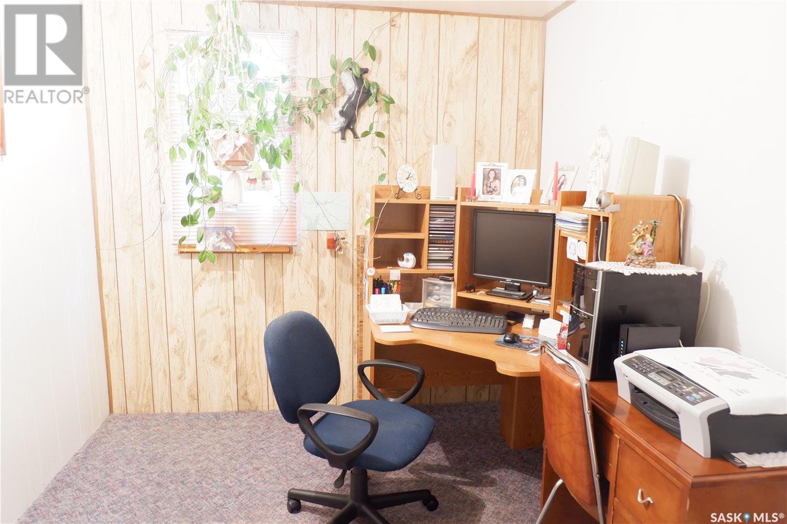 311 Kerry Street, Limerick, Saskatchewan  S0H 2P0 - Photo 21 - SK011122