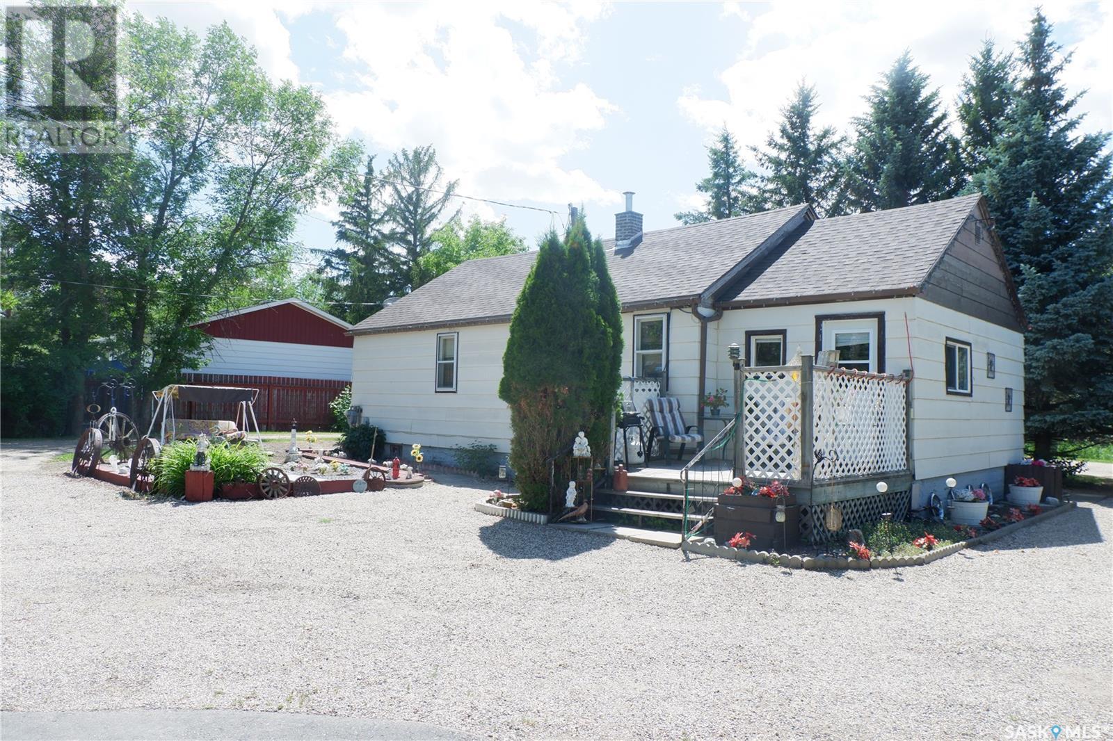 311 Kerry Street, Limerick, Saskatchewan  S0H 2P0 - Photo 3 - SK011122