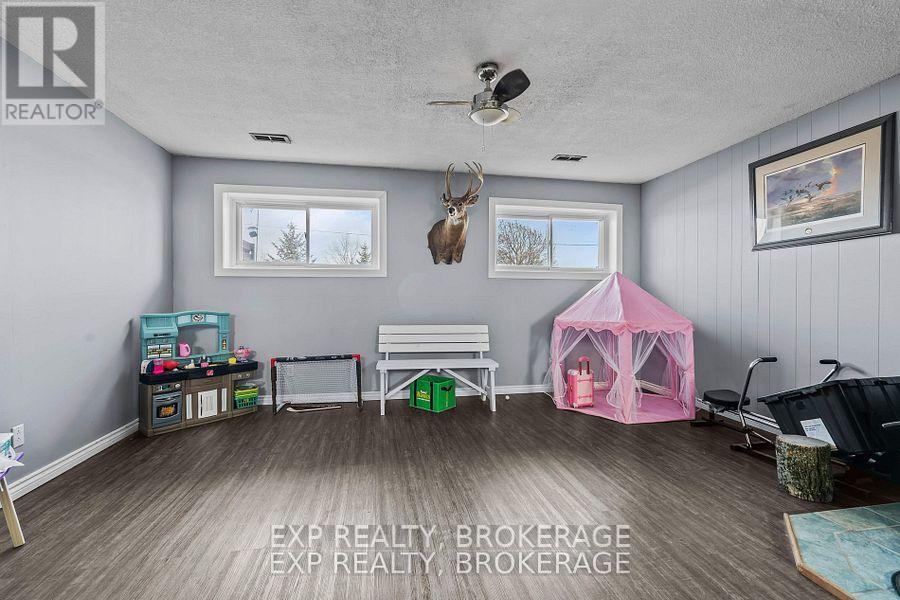 701 Highway 95, Frontenac Islands, Ontario  K7M 8W2 - Photo 29 - X12253555