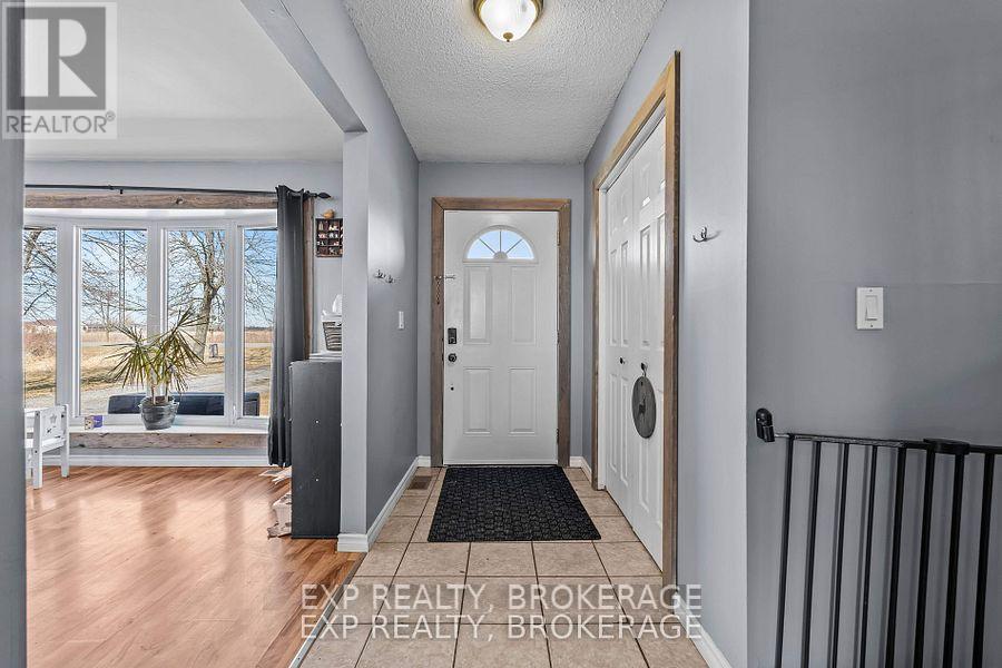 701 Highway 95, Frontenac Islands, Ontario  K7M 8W2 - Photo 5 - X12253555