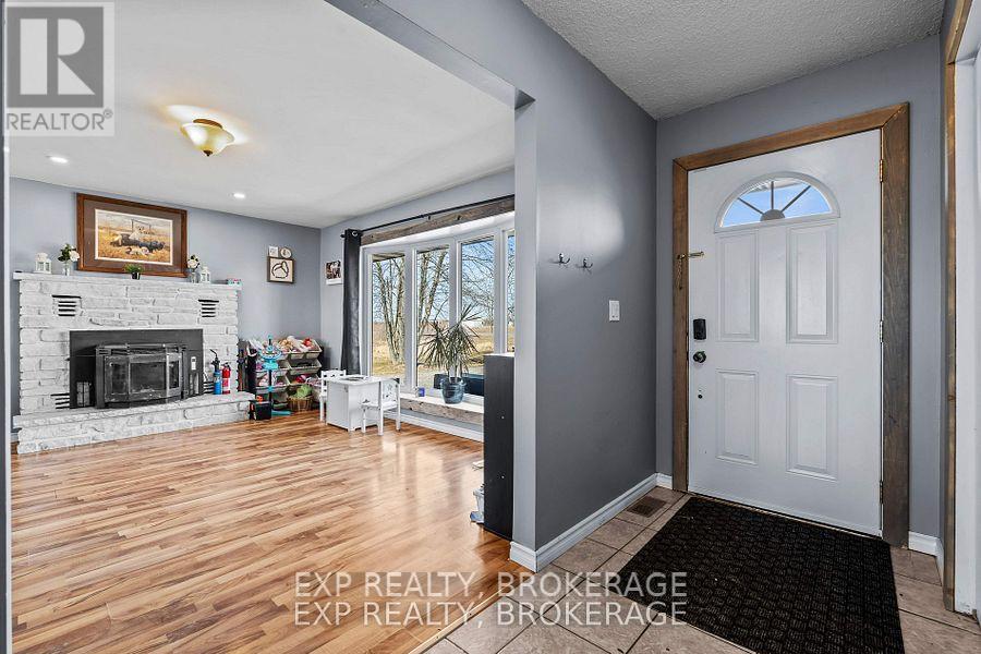 701 Highway 95, Frontenac Islands, Ontario  K7M 8W2 - Photo 6 - X12253555