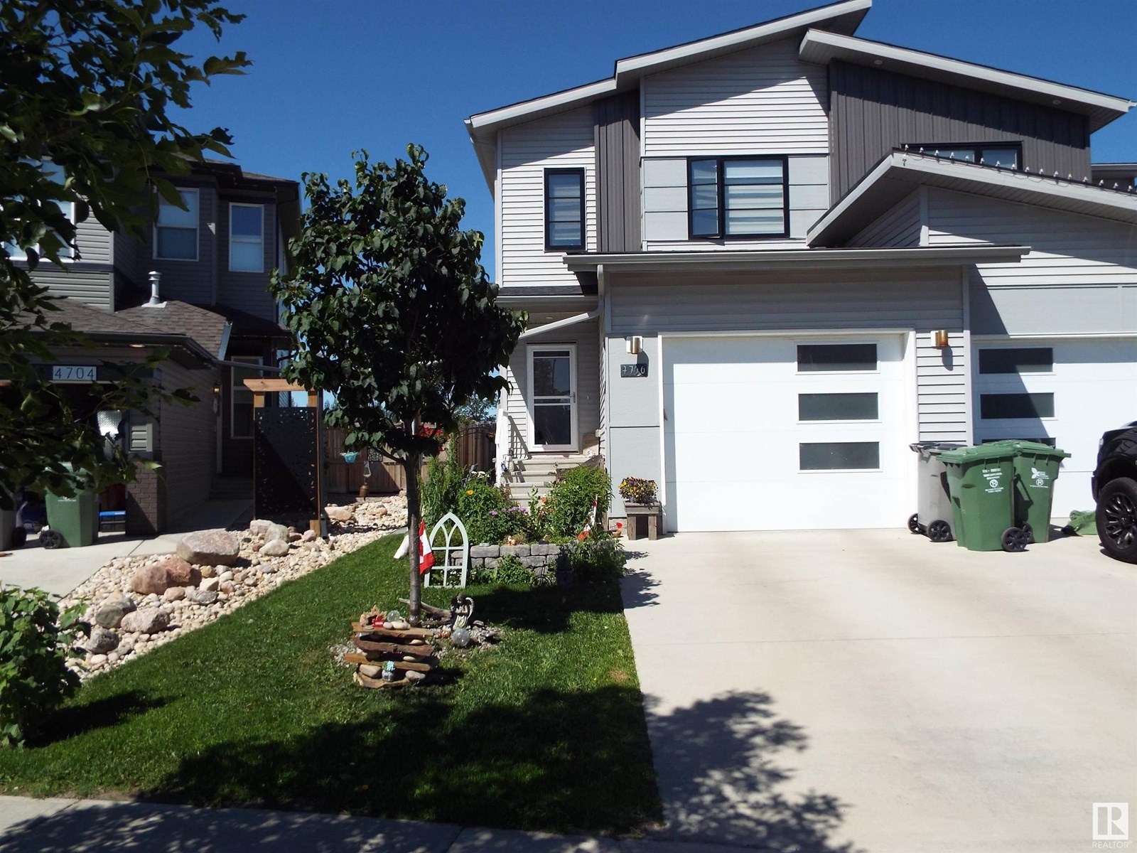 Property at 4706 67 ST image 3