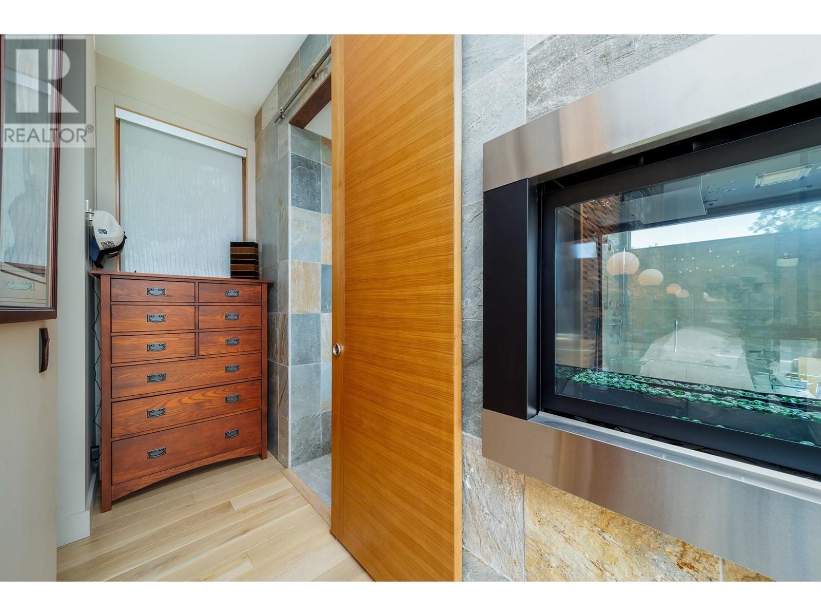 Property at 13889 Ogilvey Lane image 1
