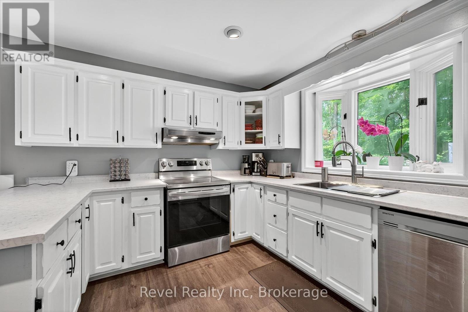 6 Bayside Road, Tiny, Ontario  L9M 0H8 - Photo 6 - S12253610