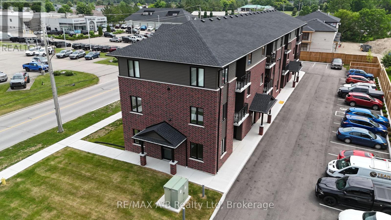 1a - 446 Queen Street W, St. Marys, Ontario  N4X 1C4 - Photo 3 - X12253580