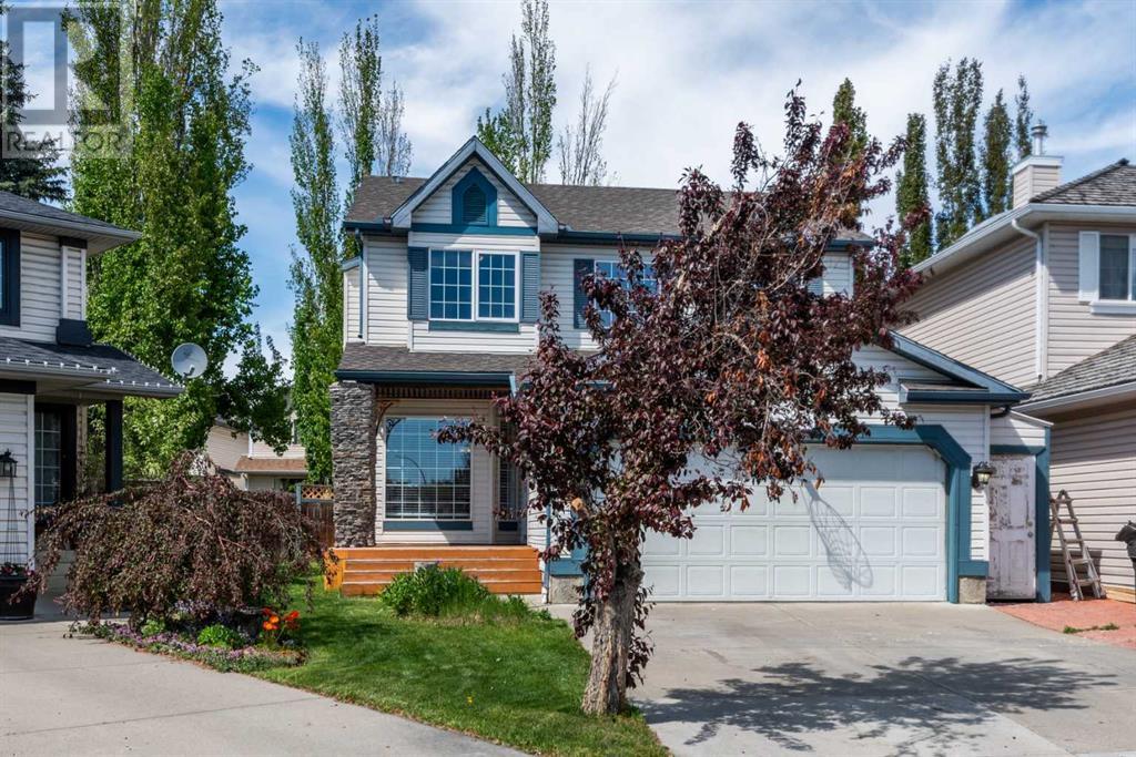 Property at 38 Mt Selkirk Place SE image 1