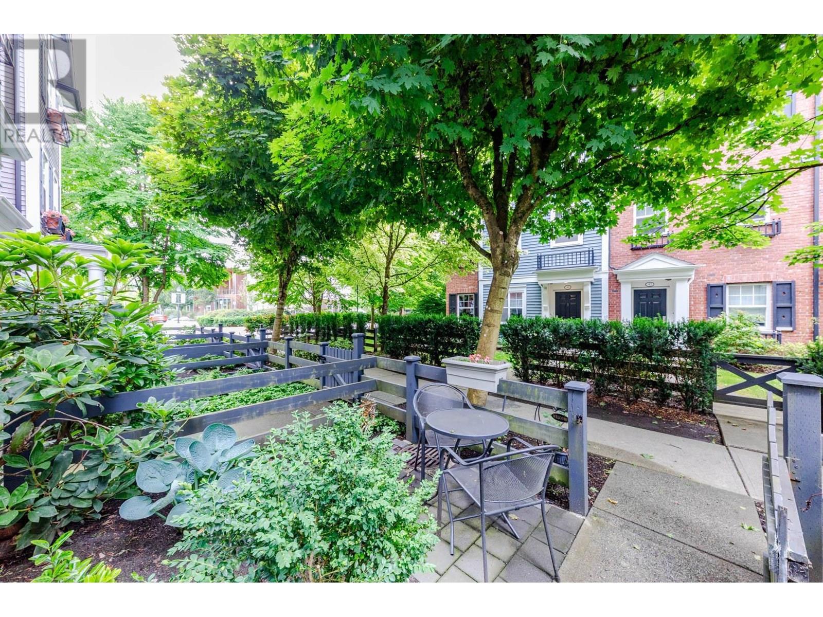 4 19538 Bishops Reach, Pitt Meadows, British Columbia  V3Y 0C2 - Photo 6 - R3021221