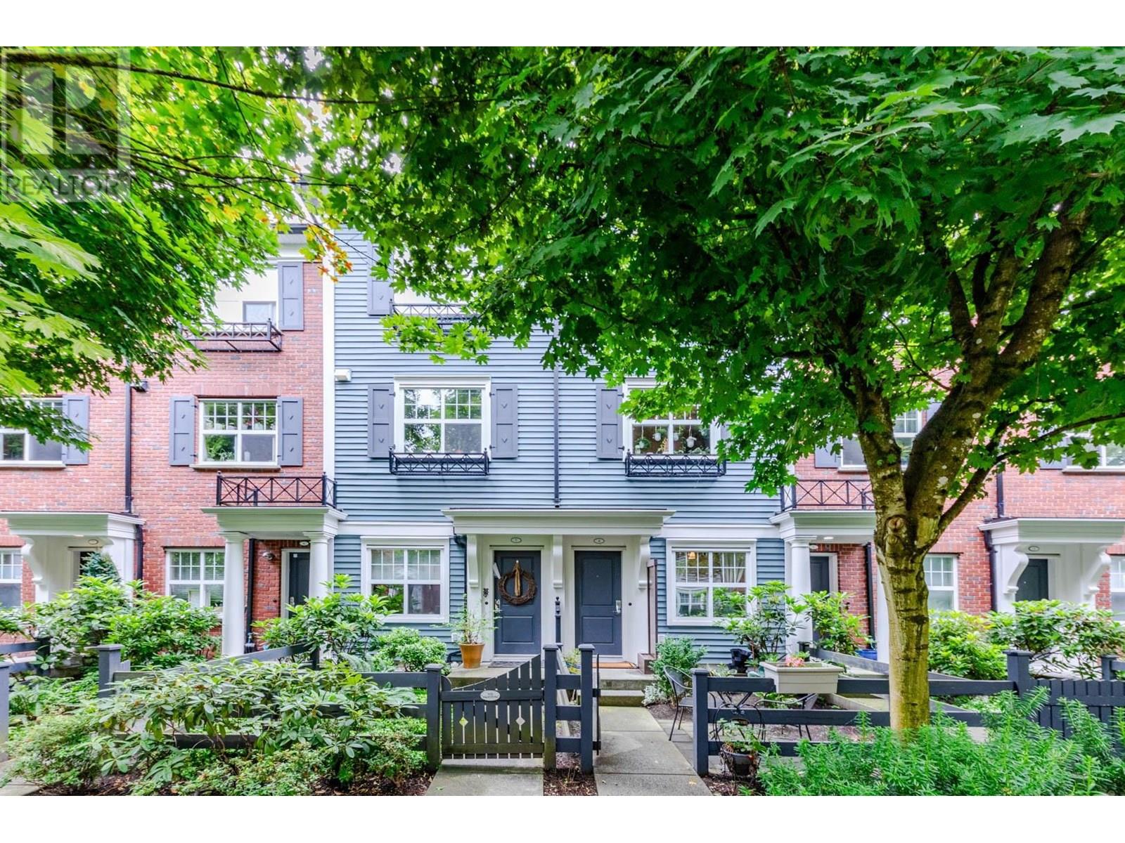 4 19538 Bishops Reach, Pitt Meadows, British Columbia  V3Y 0C2 - Photo 3 - R3021221