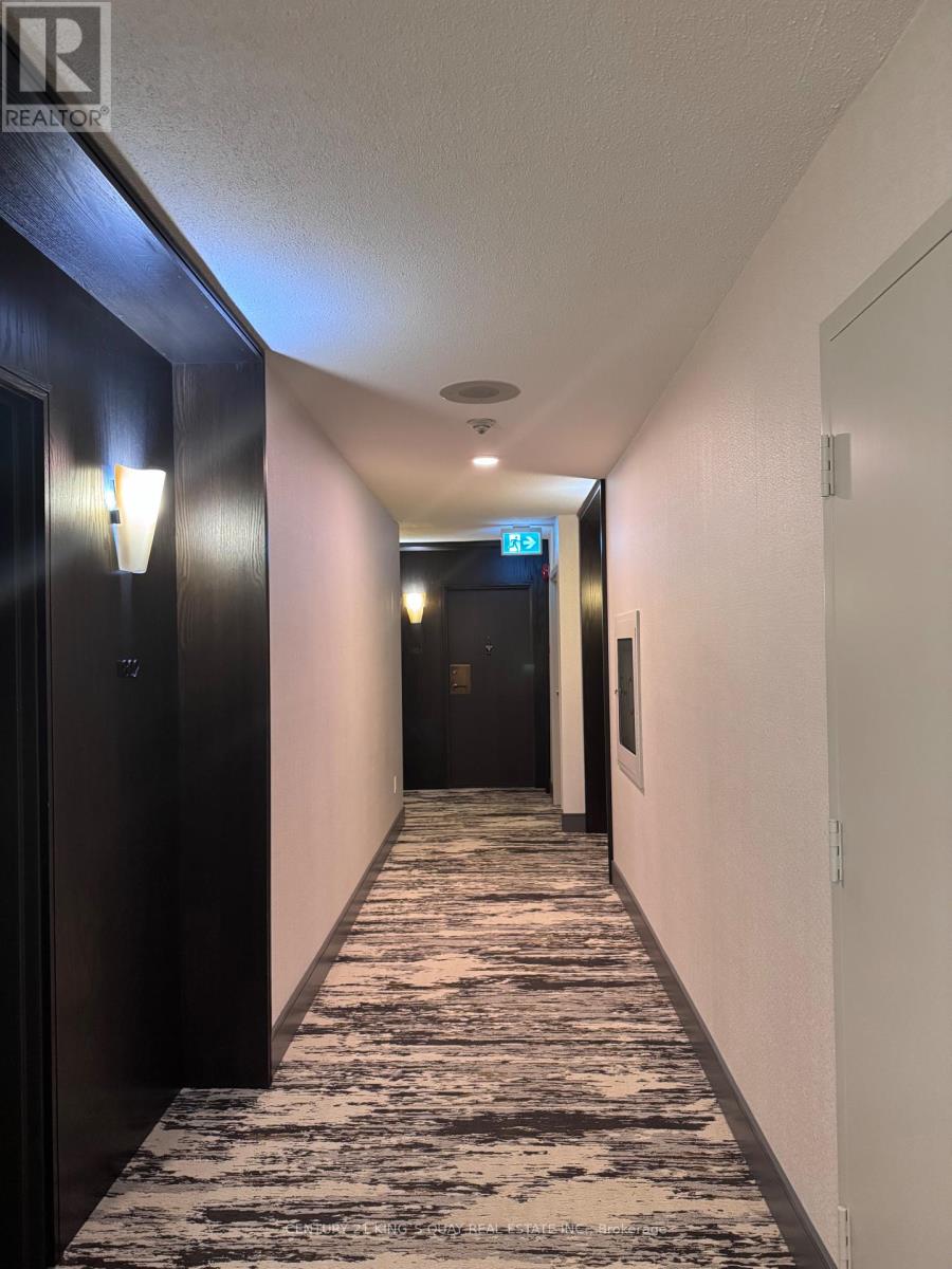 1801 - 62 Wellesley Street W, Toronto (Bay Street Corridor), Ontario  M5S 2X3 - Photo 3 - C12250832