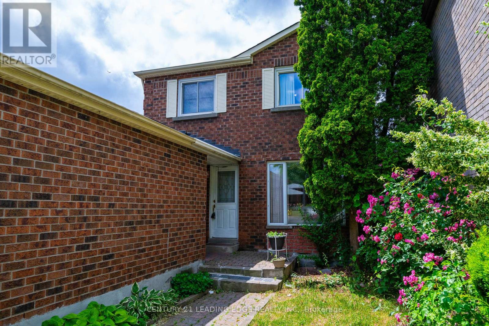 Property at 94 BRIMLEY ROAD image 2