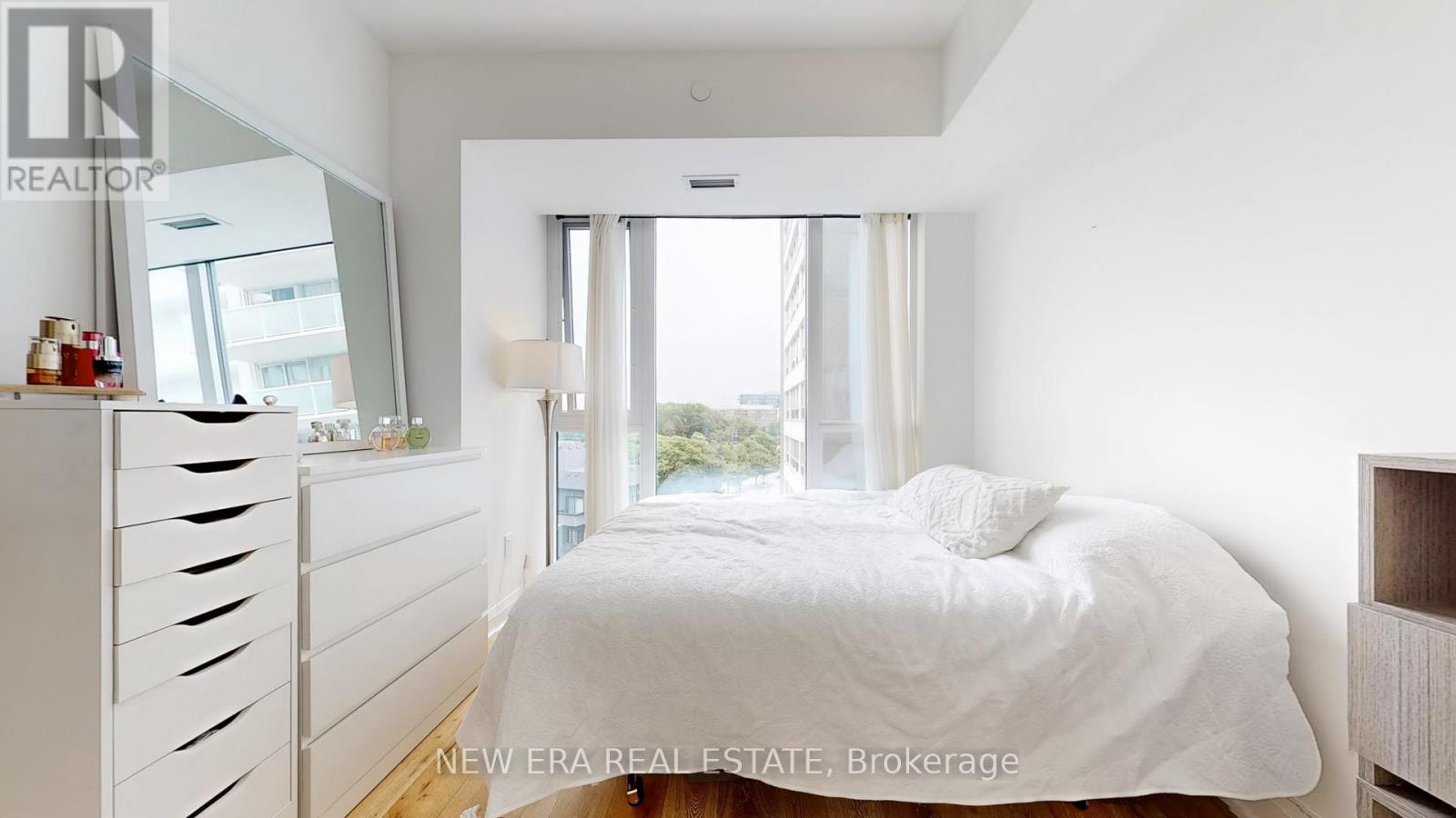 610 - 293 The Kingsway, Toronto, Ontario  M9A 0E8 - Photo 13 - W12253616