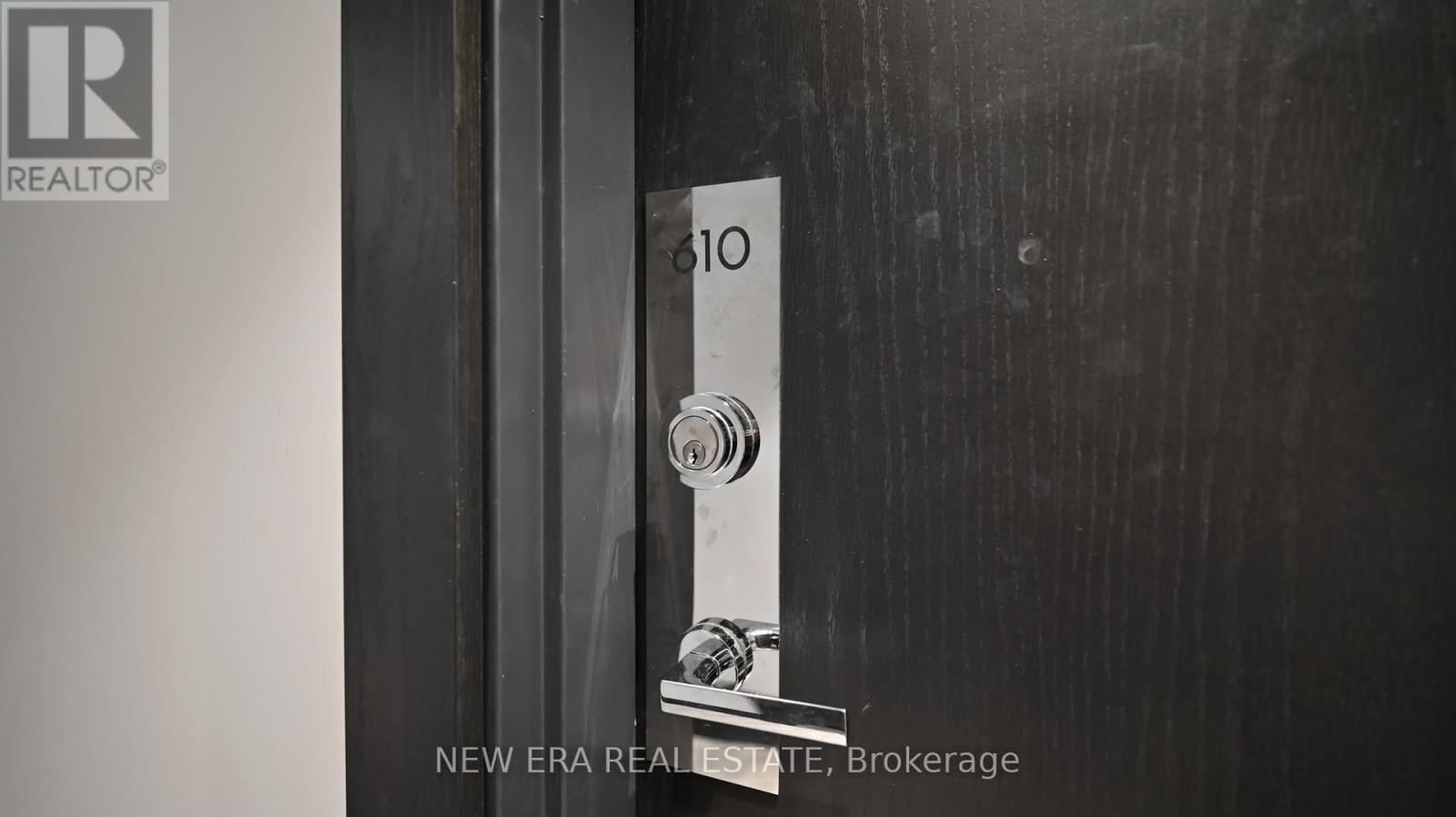 610 - 293 The Kingsway, Toronto, Ontario  M9A 0E8 - Photo 22 - W12253616