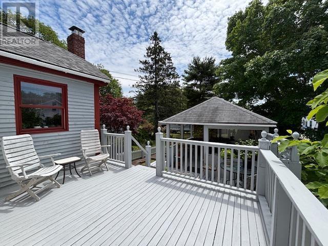 Property at 82 Oakhill Road image 4