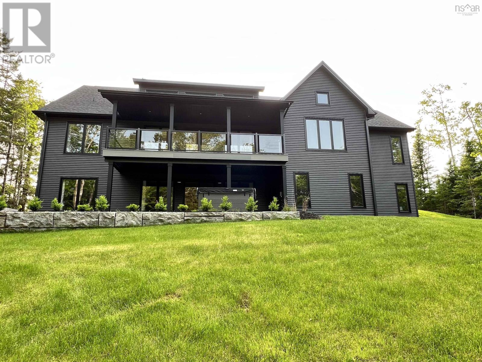Property at 67 Heatherton Crescent image 5