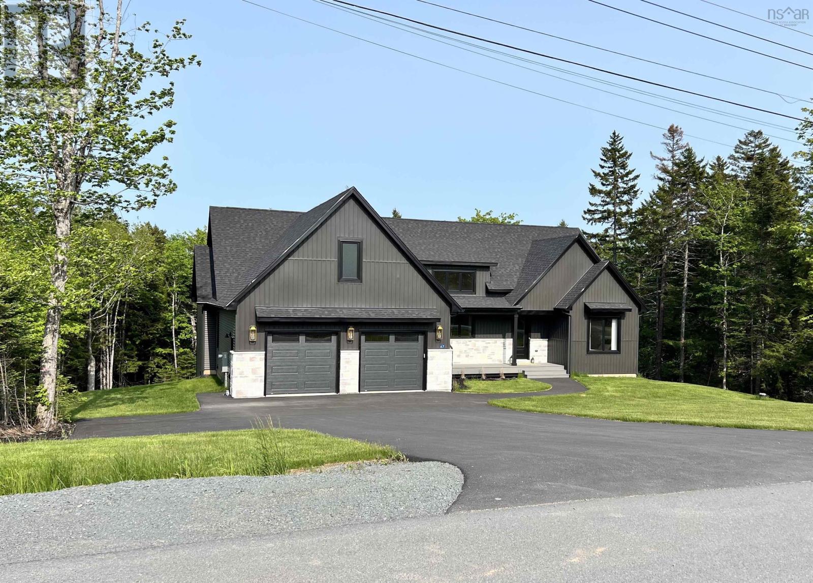 Property at 67 Heatherton Crescent image 1