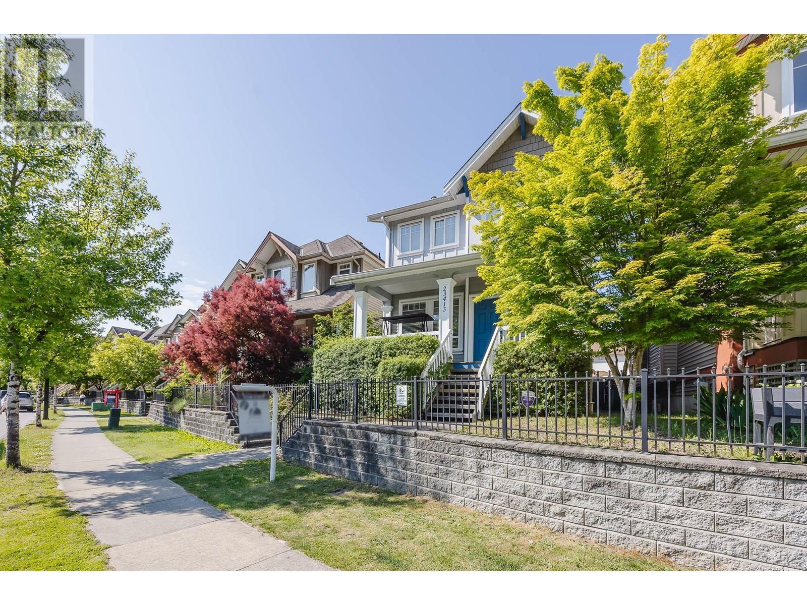 23413 KANAKA WAY, maple ridge, British Columbia V2W0B7