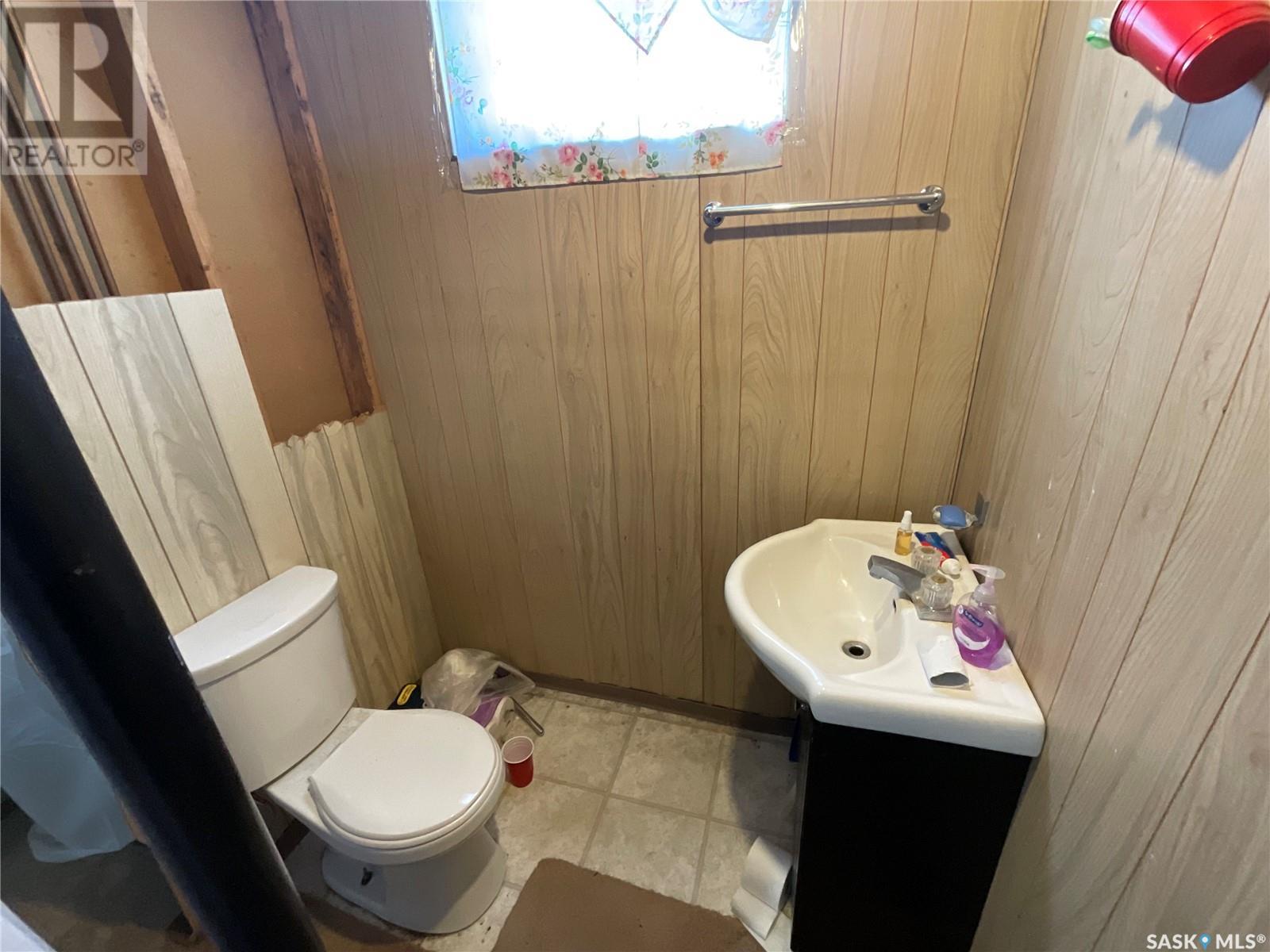 217 3rd Street N, Wakaw, Saskatchewan  S0K 4P0 - Photo 15 - SK008339