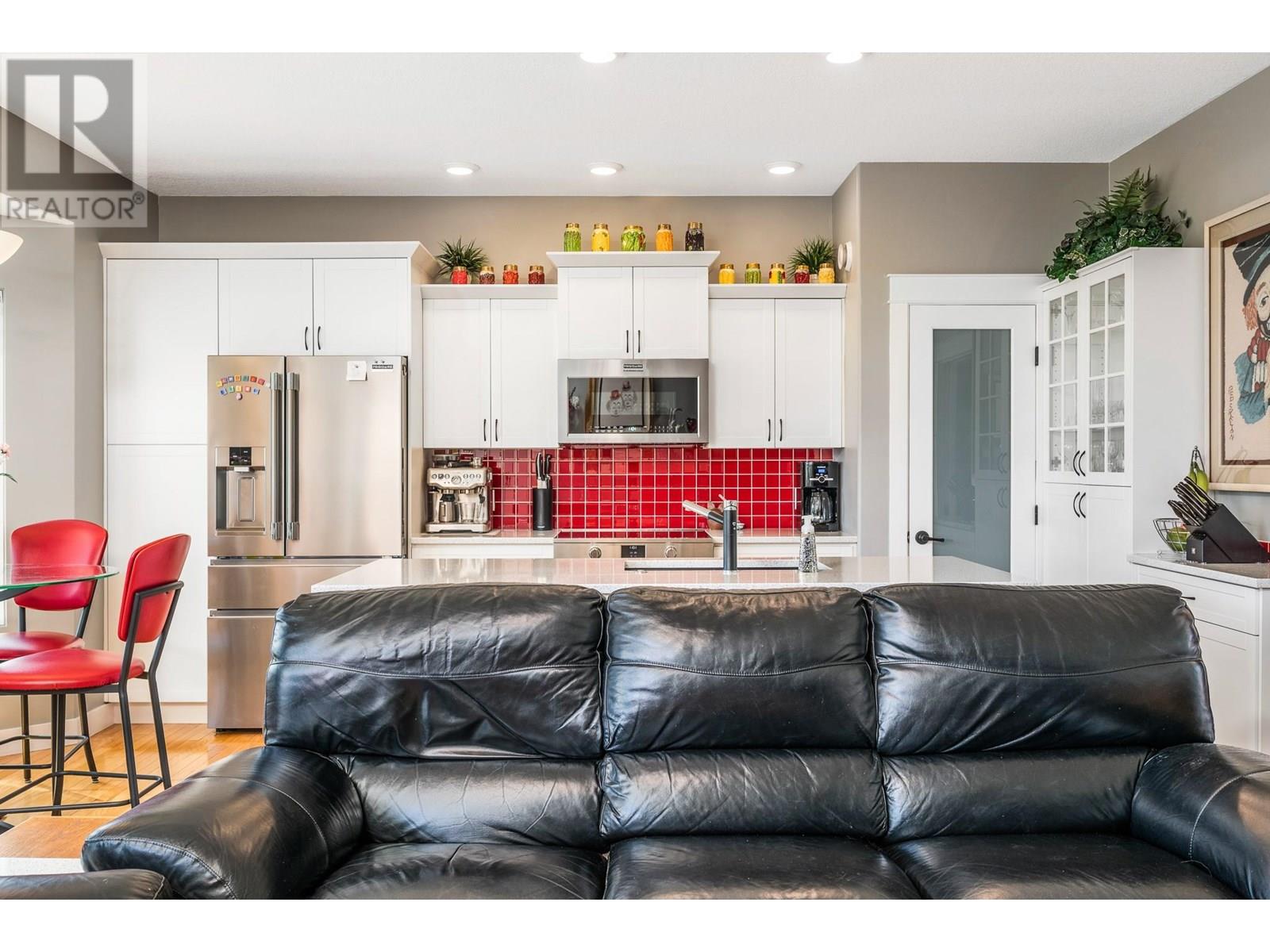 Property at 307 Country Estate Place image 3