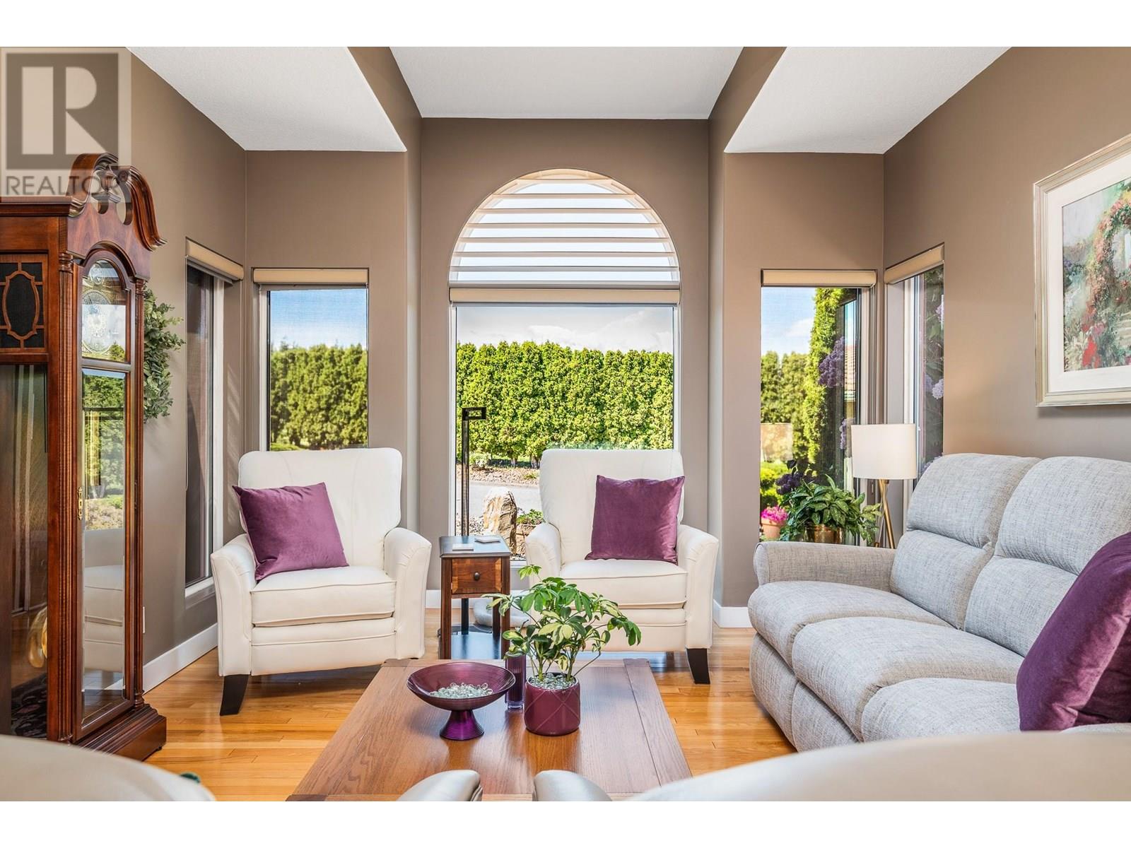 307 Country Estate Place, Vernon, British Columbia  V1B 2W7 - Photo 11 - 10347814