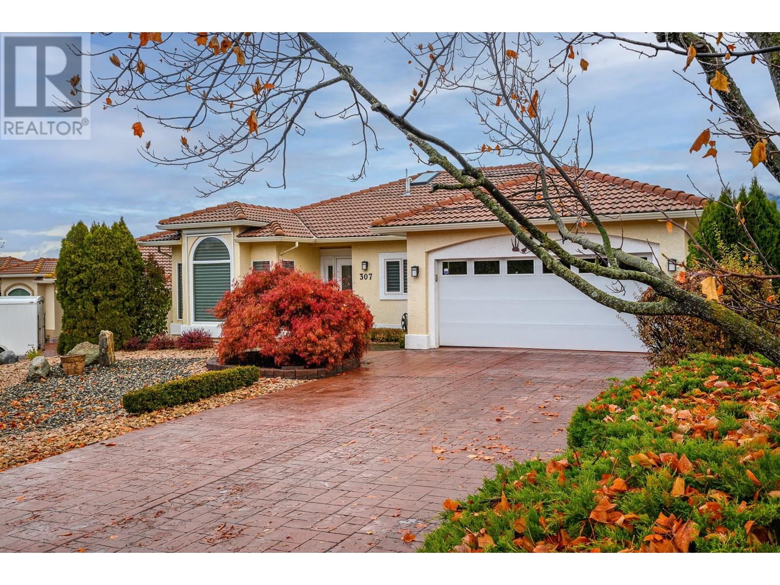 307 Country Estate Place, Vernon, British Columbia  V1B 2W7 - Photo 60 - 10347814