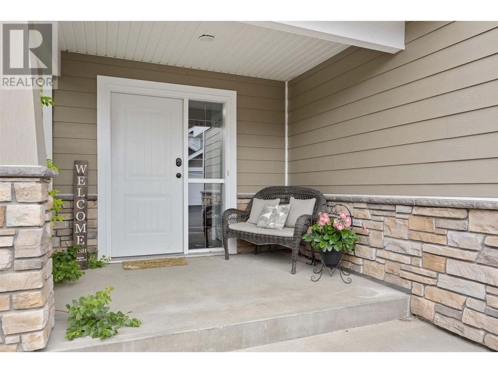 Property at 1885 Grasslands Boulevard Unit# 16 image 3