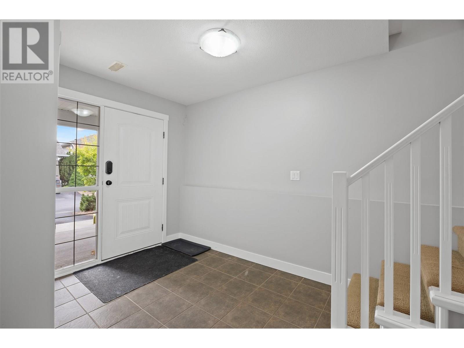 Property at 1885 Grasslands Boulevard Unit# 16 image 4